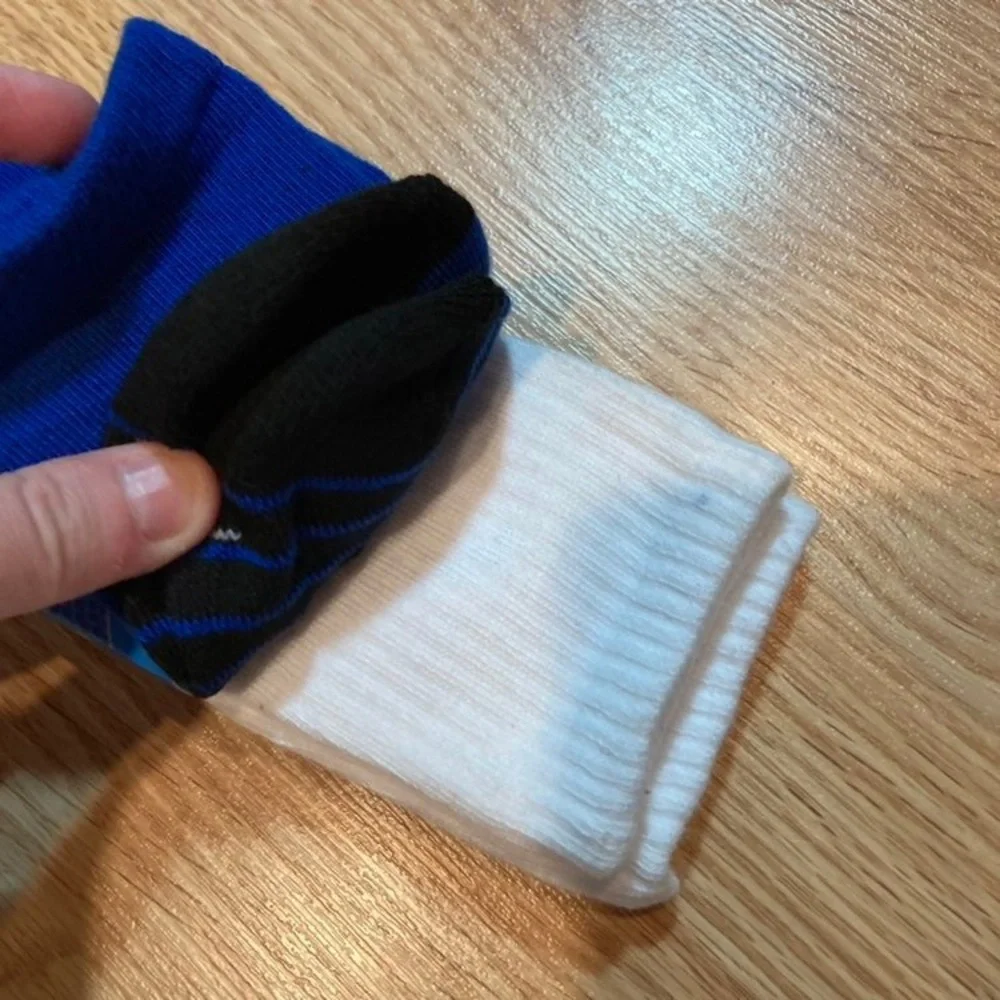 NWT‎ Gildan Sports Socks Pack black blue white